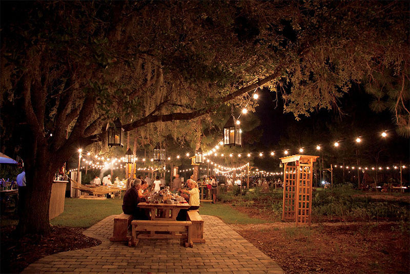 JW Marriott outdoor patio