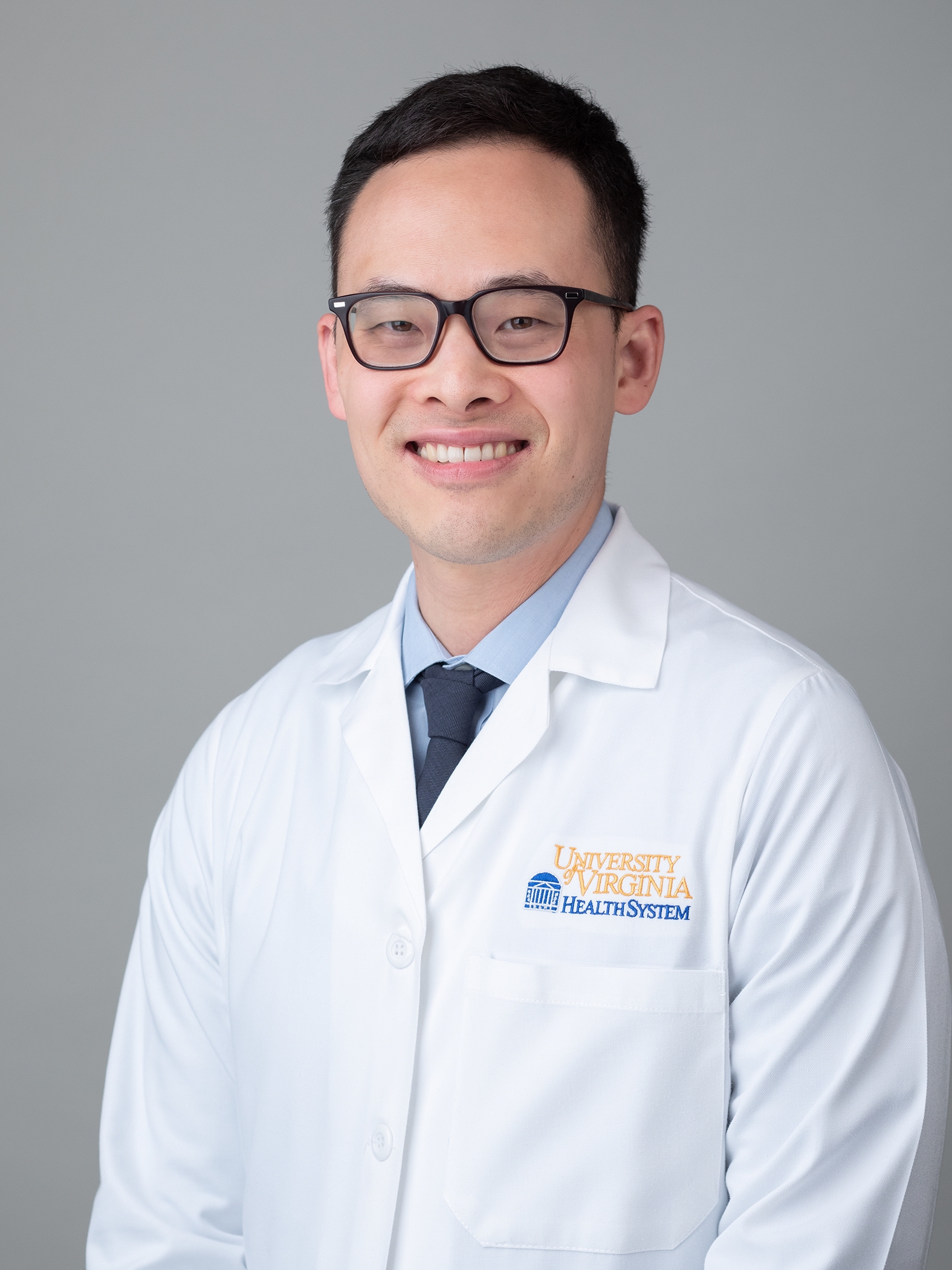 professional headshot of Dr. John Kim